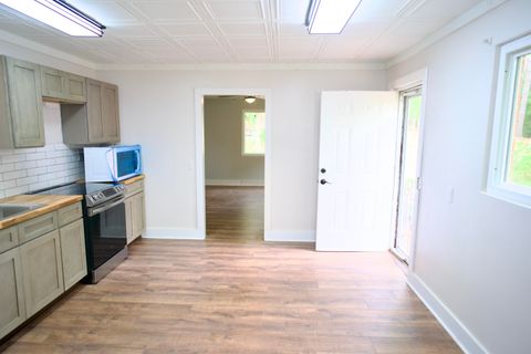 Tiny photo for 85 John Street, Williston, SC 29853 (MLS # 217168)