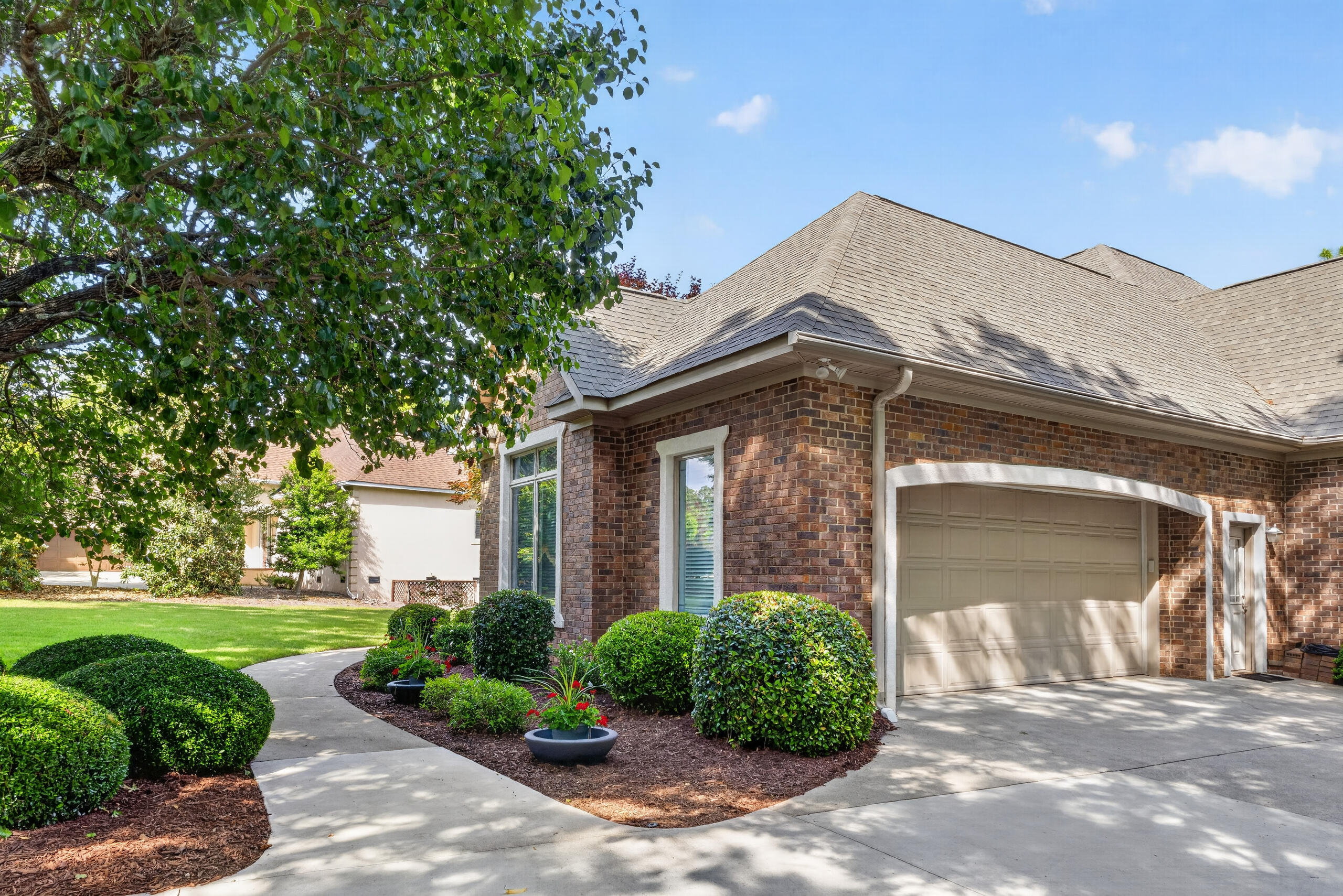 429 Spalding Lake Circle
