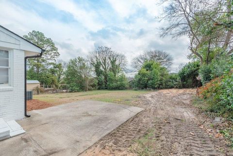 Tiny photo for 520 Audubon Circle, North Augusta, SC 29841 (MLS # 221918)