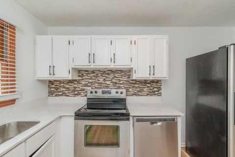 Tiny photo for 520 Audubon Circle, North Augusta, SC 29841 (MLS # 221918)