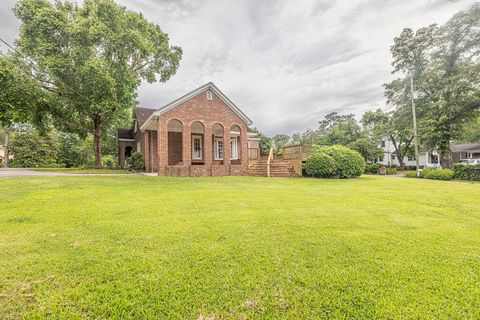 Tiny photo for 423 Columbia Road, Edgefield, SC 29824 (MLS # 217867)