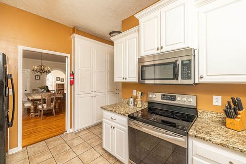 Tiny photo for 423 Columbia Road, Edgefield, SC 29824 (MLS # 217867)