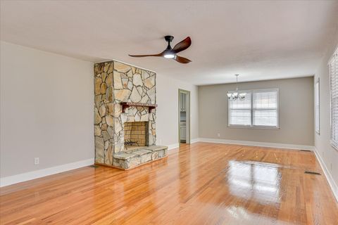 Tiny photo for 318 Main Street, Graniteville, SC 29829 (MLS # 221361)