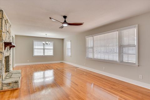 Tiny photo for 318 Main Street, Graniteville, SC 29829 (MLS # 221361)