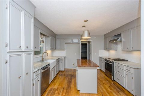 Tiny photo for 105 Interlachen Court SW, Aiken, SC 29803 (MLS # 219394)