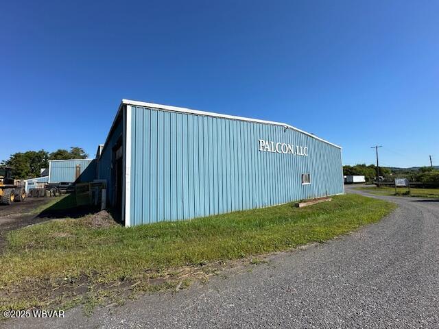 Properties 4 1759 E LIME BLUFF ROAD