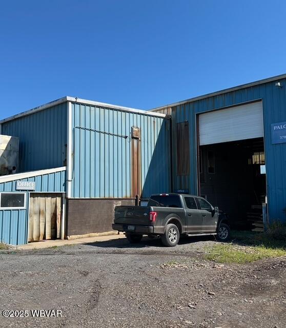 Properties 5 1759 E LIME BLUFF ROAD