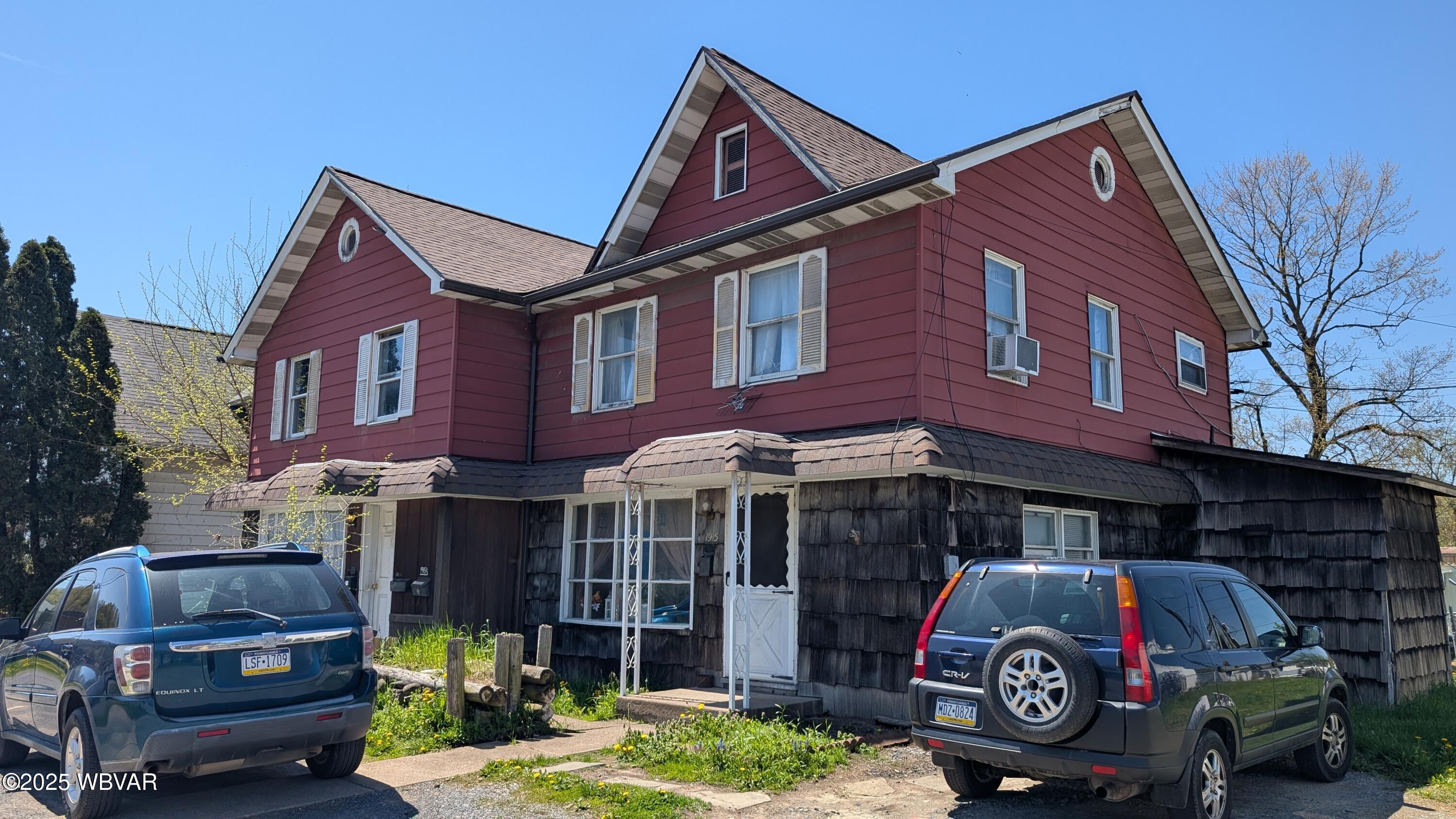 1920 GREEN AVENUE