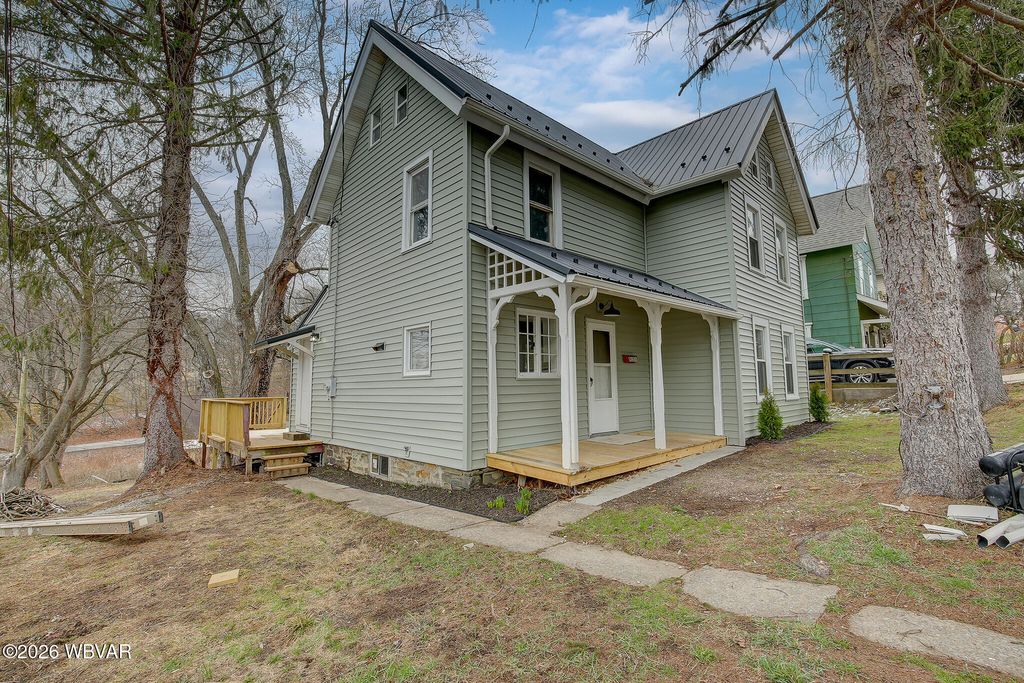 Photo of 915 CEMETERY STREET, Williamsport, PA 17701 (MLS # WB-103476)