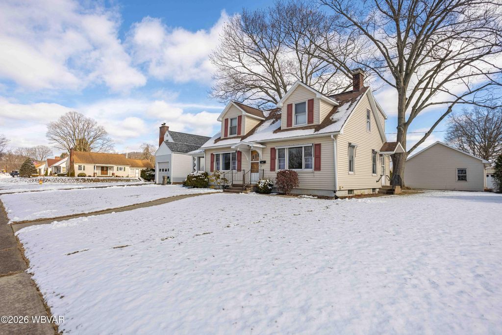 Photo of 1320 CLAYTON AVENUE, Williamsport, PA 17701 (MLS # WB-103245)