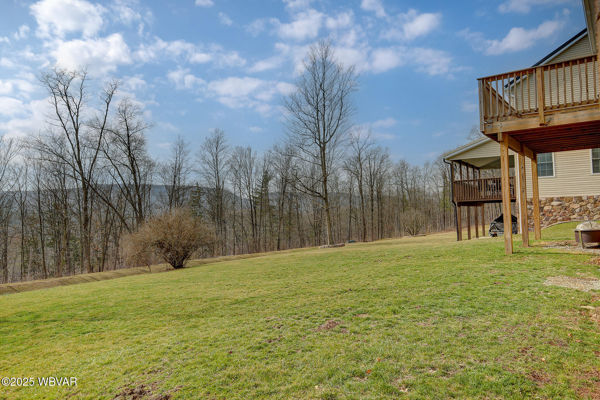 Mill Hall, Pennsylvania 17751, United States, 4 Bedrooms Bedrooms, ,3 BathroomsBathrooms,Residential,Active,94344