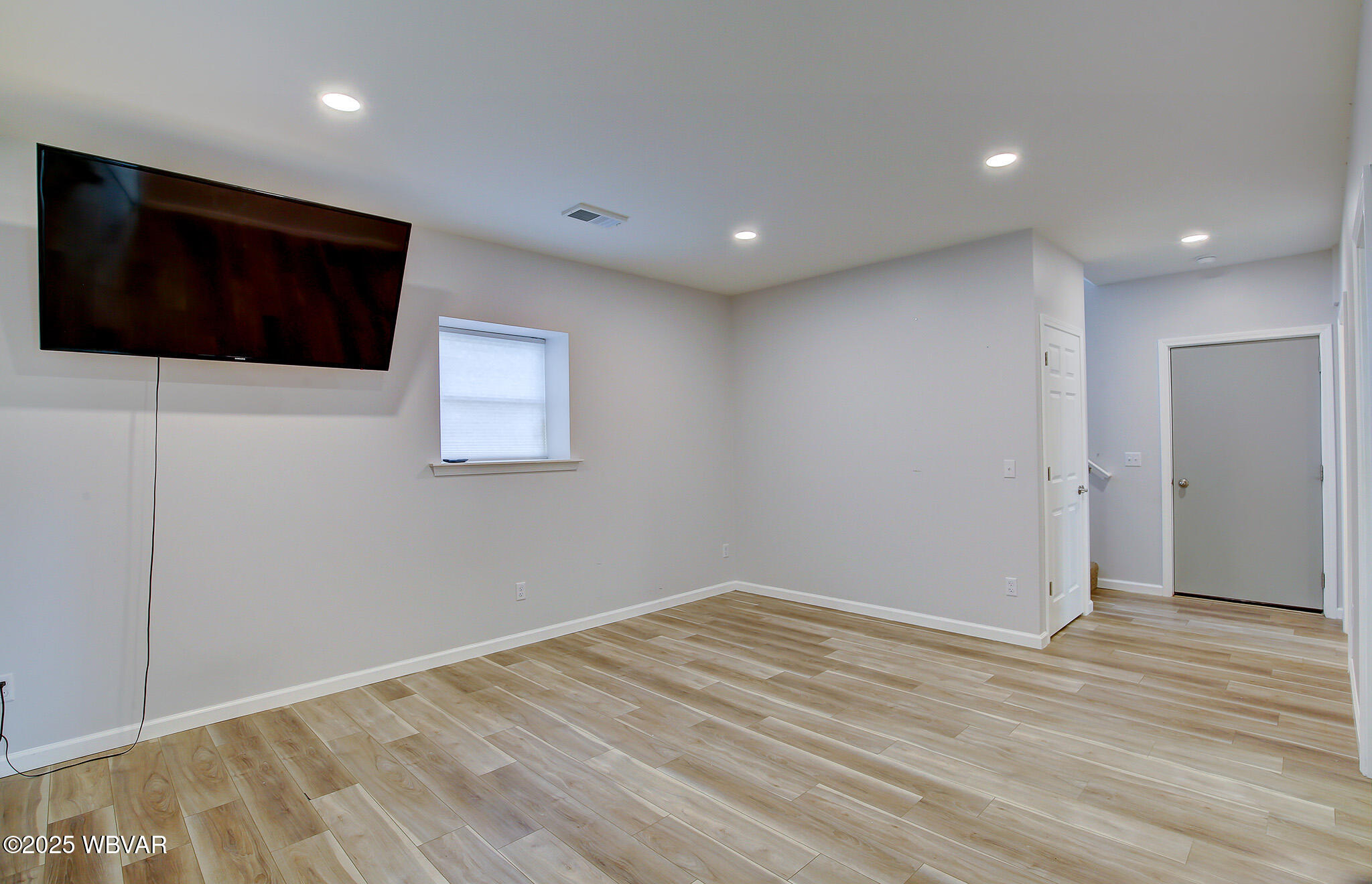 Mill Hall, Pennsylvania 17751, United States, 4 Bedrooms Bedrooms, ,3 BathroomsBathrooms,Residential,Active,94344