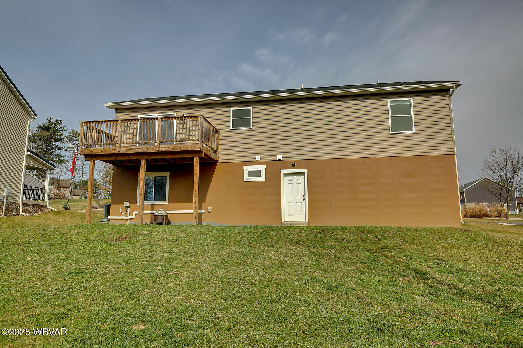 Mill Hall, Pennsylvania 17751, United States, 4 Bedrooms Bedrooms, ,3 BathroomsBathrooms,Residential,Active,94344