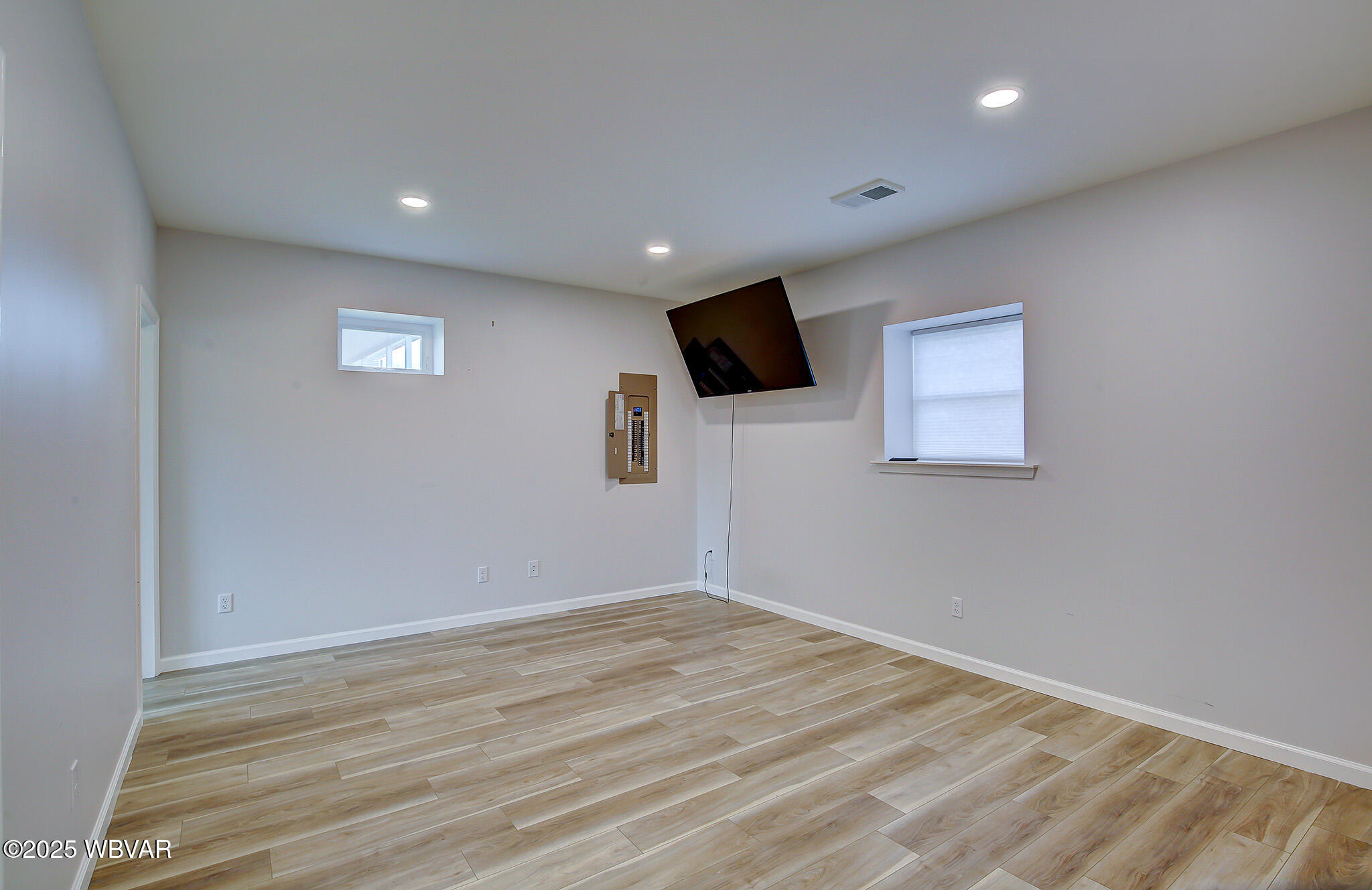 Mill Hall, Pennsylvania 17751, United States, 4 Bedrooms Bedrooms, ,3 BathroomsBathrooms,Residential,Active,94344