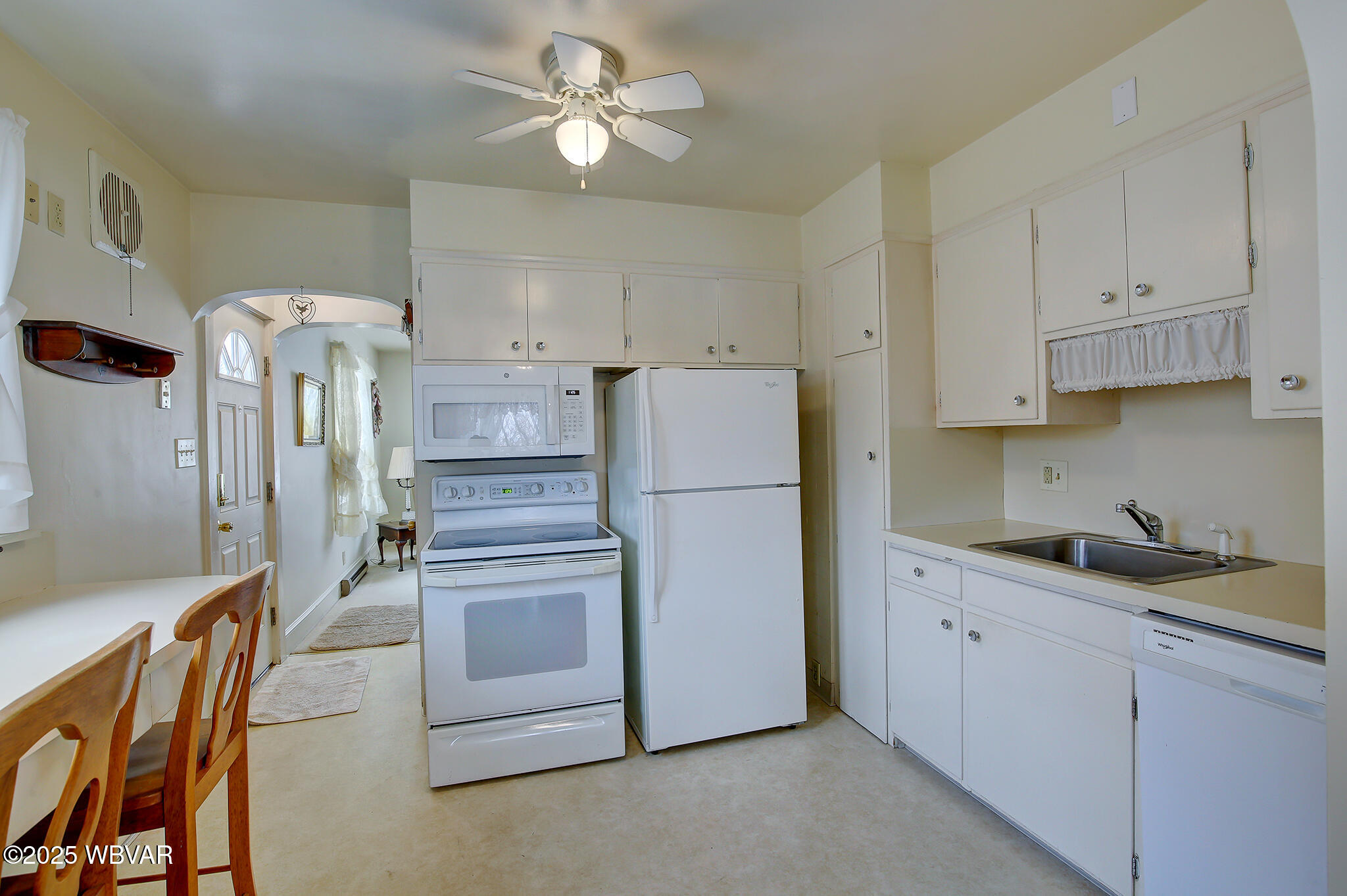 Williamsport, Pennsylvania 17701, United States, 3 Bedrooms Bedrooms, ,1 BathroomBathrooms,Residential,Pending,77239