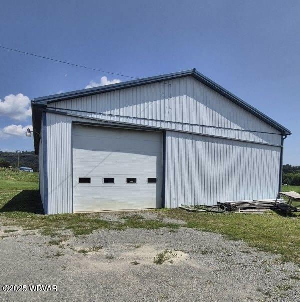 Properties 6 11627 PA 187