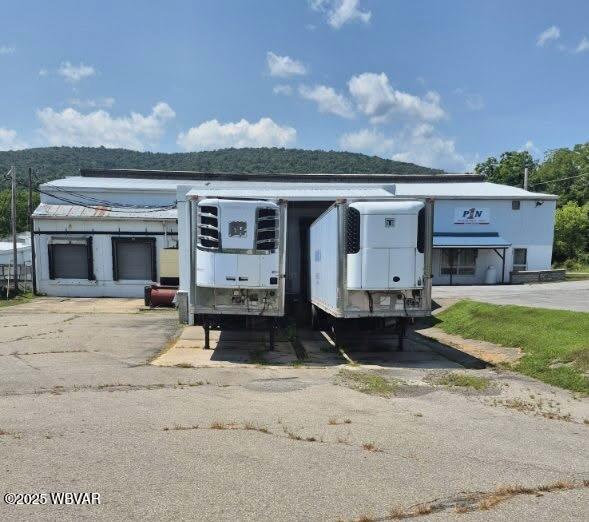 Properties 4 11627 PA 187