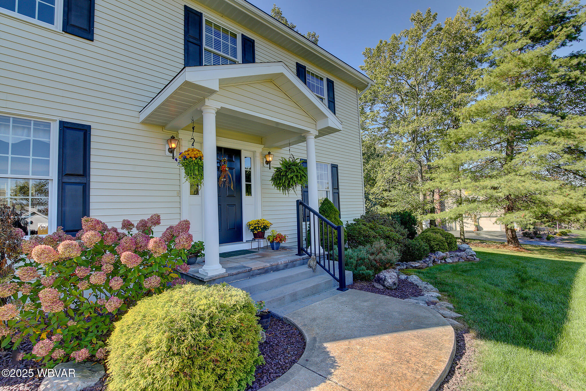 McElhattan, Pennsylvania 17748, United States, 3 Bedrooms Bedrooms, ,3 BathroomsBathrooms,Residential,Active,226178