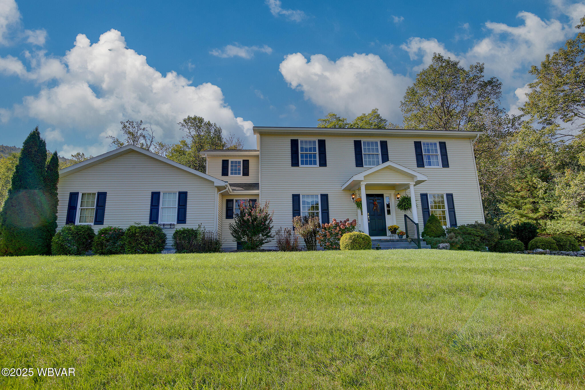 McElhattan, Pennsylvania 17748, United States, 3 Bedrooms Bedrooms, ,3 BathroomsBathrooms,Residential,Active,226178