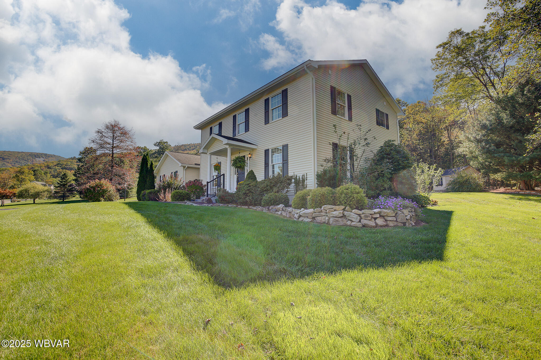 McElhattan, Pennsylvania 17748, United States, 3 Bedrooms Bedrooms, ,3 BathroomsBathrooms,Residential,Active,226178