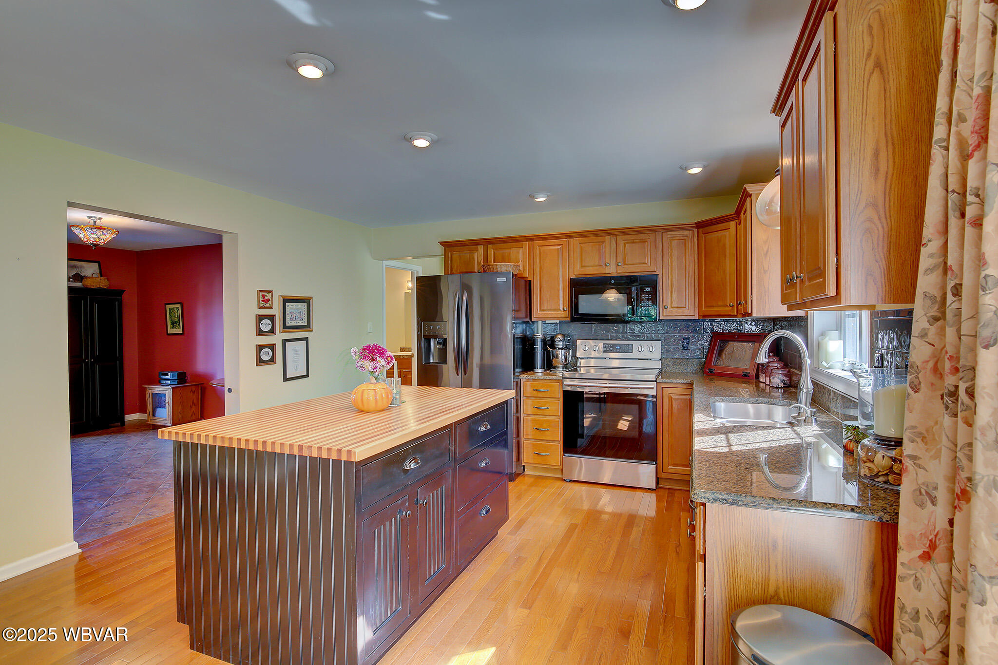 McElhattan, Pennsylvania 17748, United States, 3 Bedrooms Bedrooms, ,3 BathroomsBathrooms,Residential,Active,226178