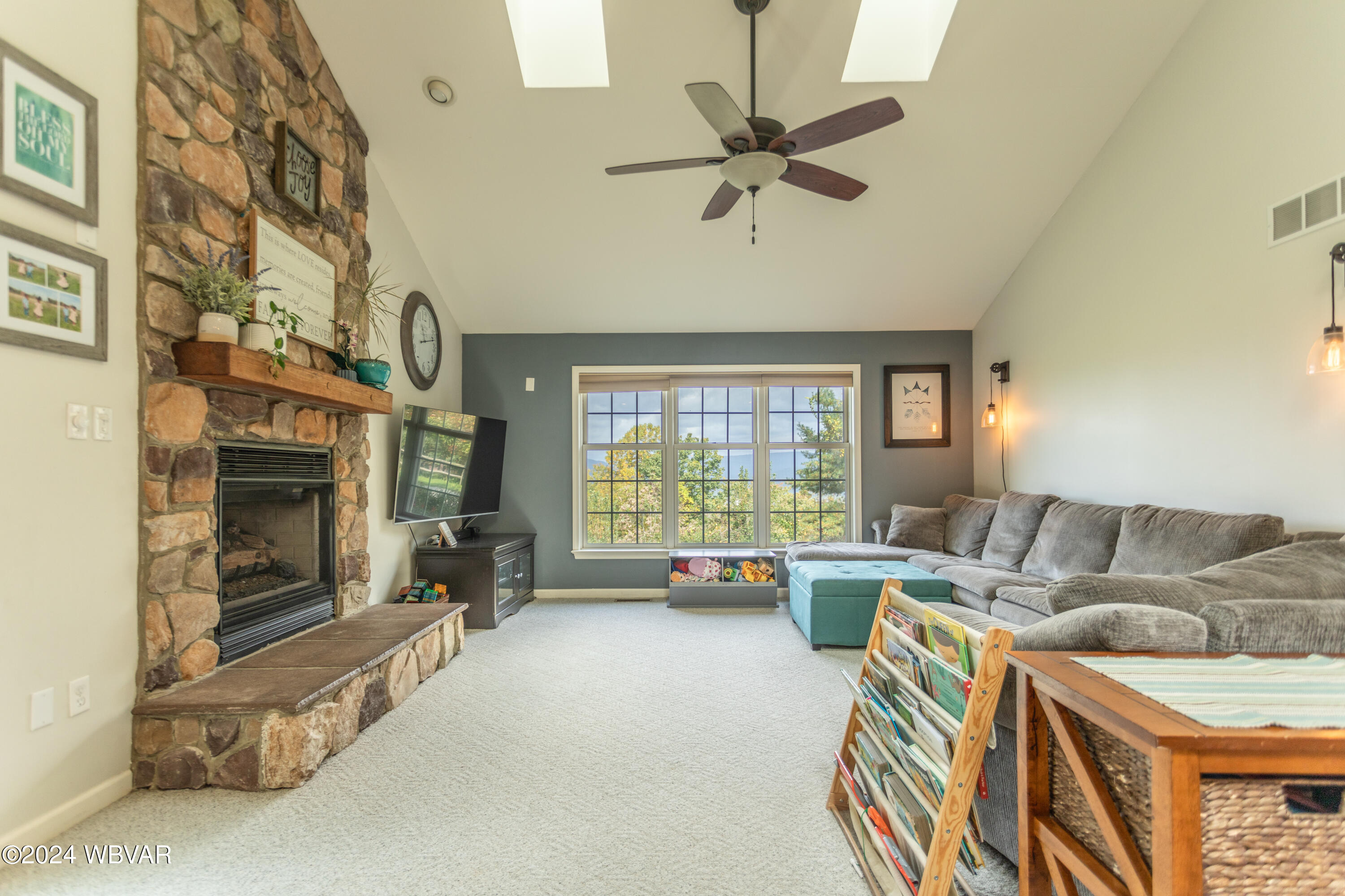 Lock Haven, Pennsylvania 17745, United States, 4 Bedrooms Bedrooms, ,3 BathroomsBathrooms,Residential,Active,39204