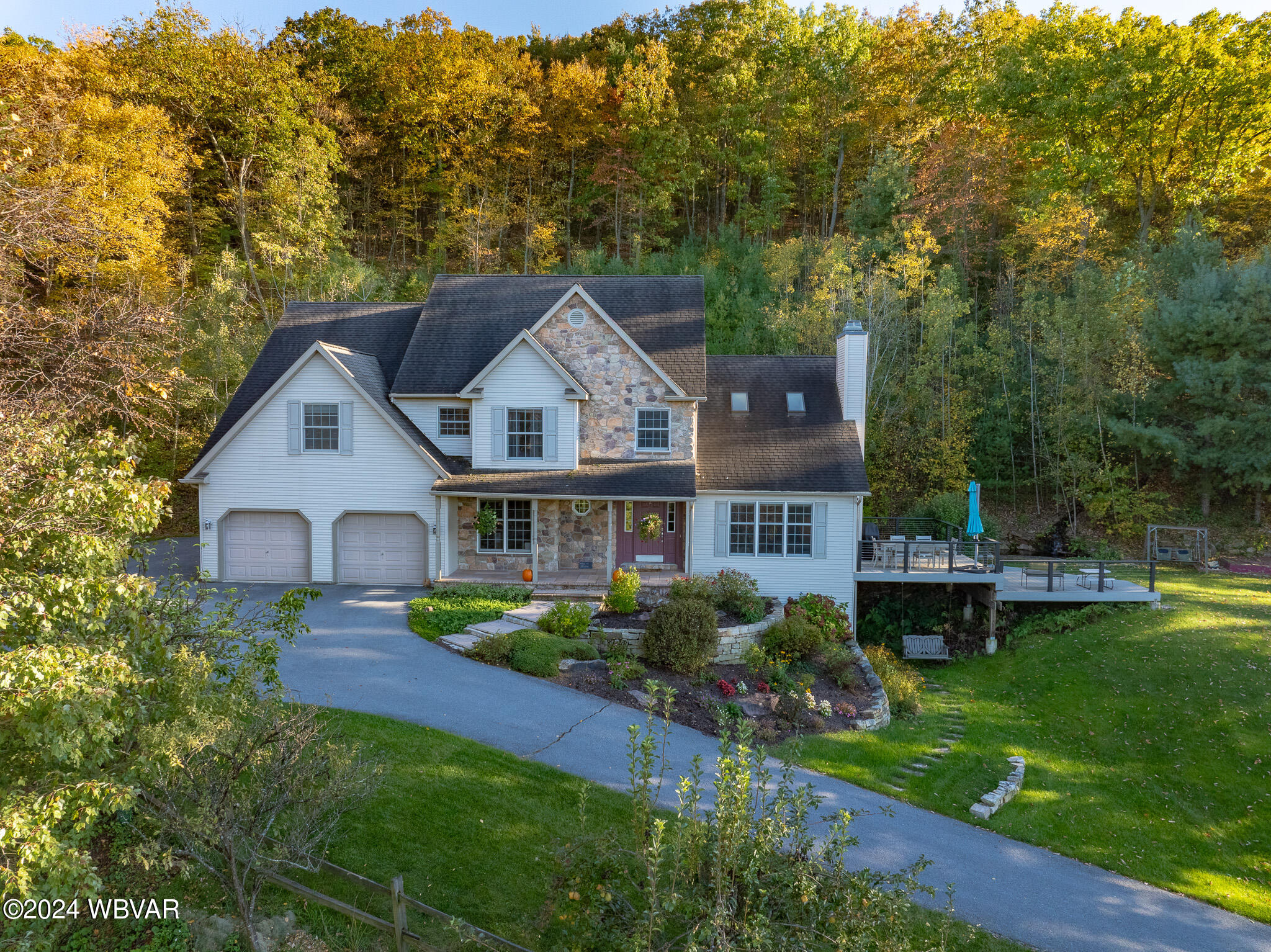 Lock Haven, Pennsylvania 17745, United States, 4 Bedrooms Bedrooms, ,3 BathroomsBathrooms,Residential,Active,39204