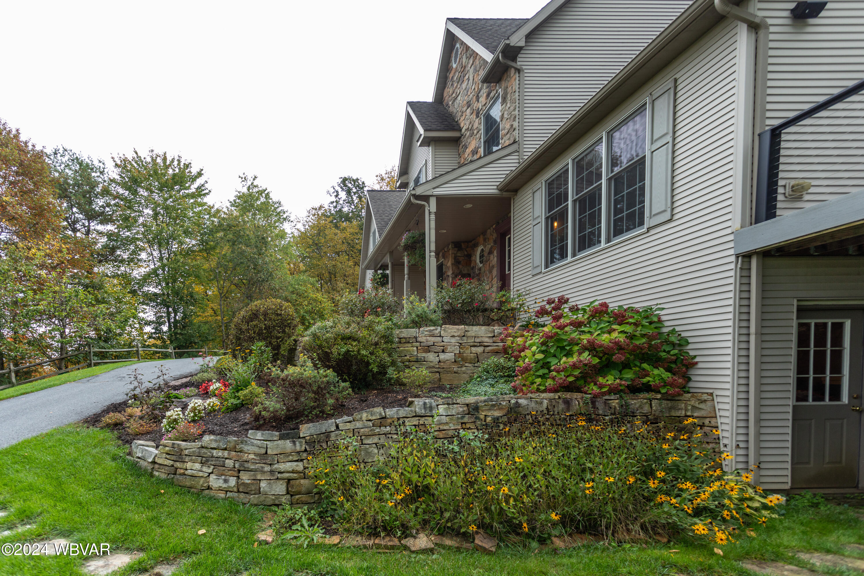 Lock Haven, Pennsylvania 17745, United States, 4 Bedrooms Bedrooms, ,3 BathroomsBathrooms,Residential,Active,39204