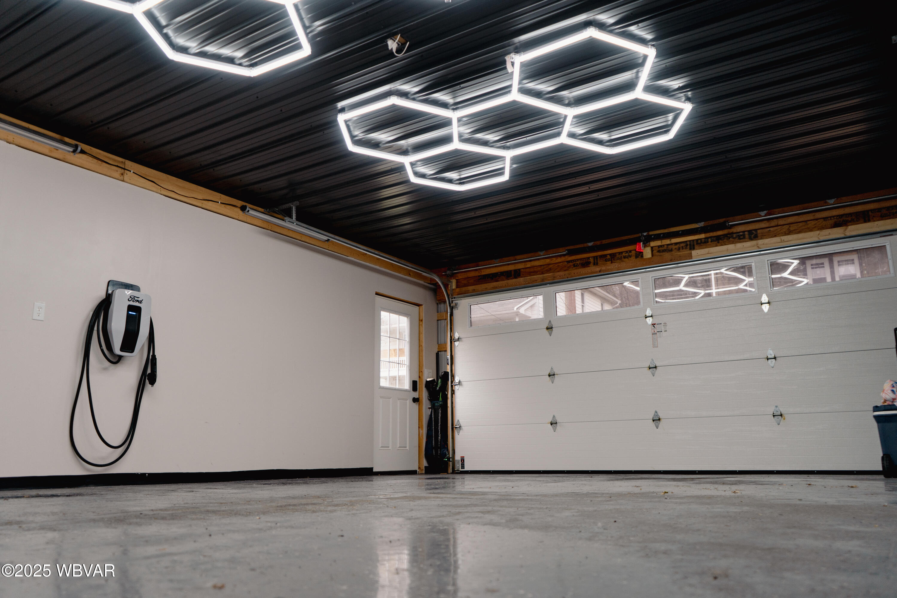 Properties 4 468 W 4th STREET