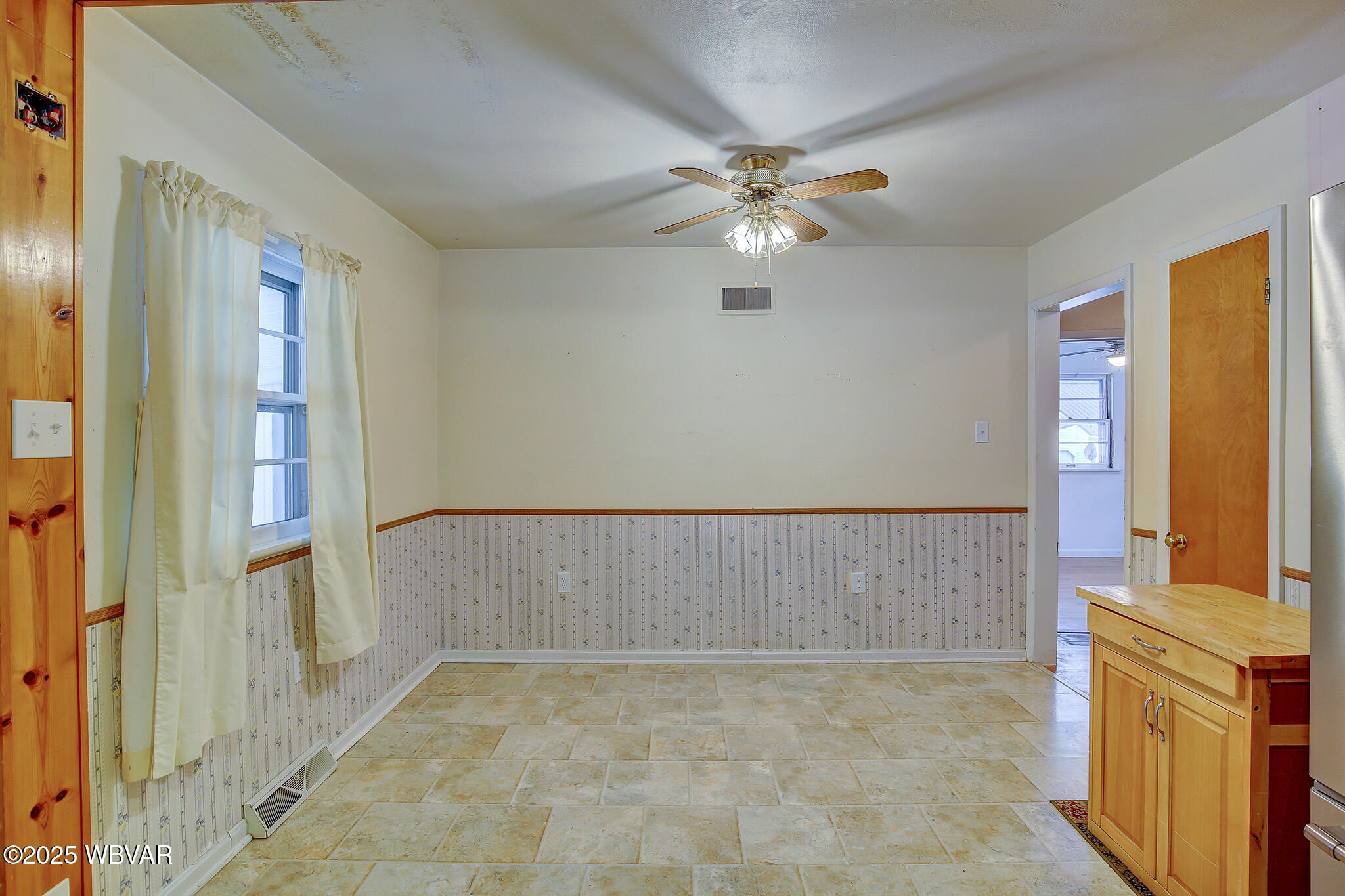 Howard, Pennsylvania 16841, United States, 2 Bedrooms Bedrooms, ,1 BathroomBathrooms,Residential,Active,14818