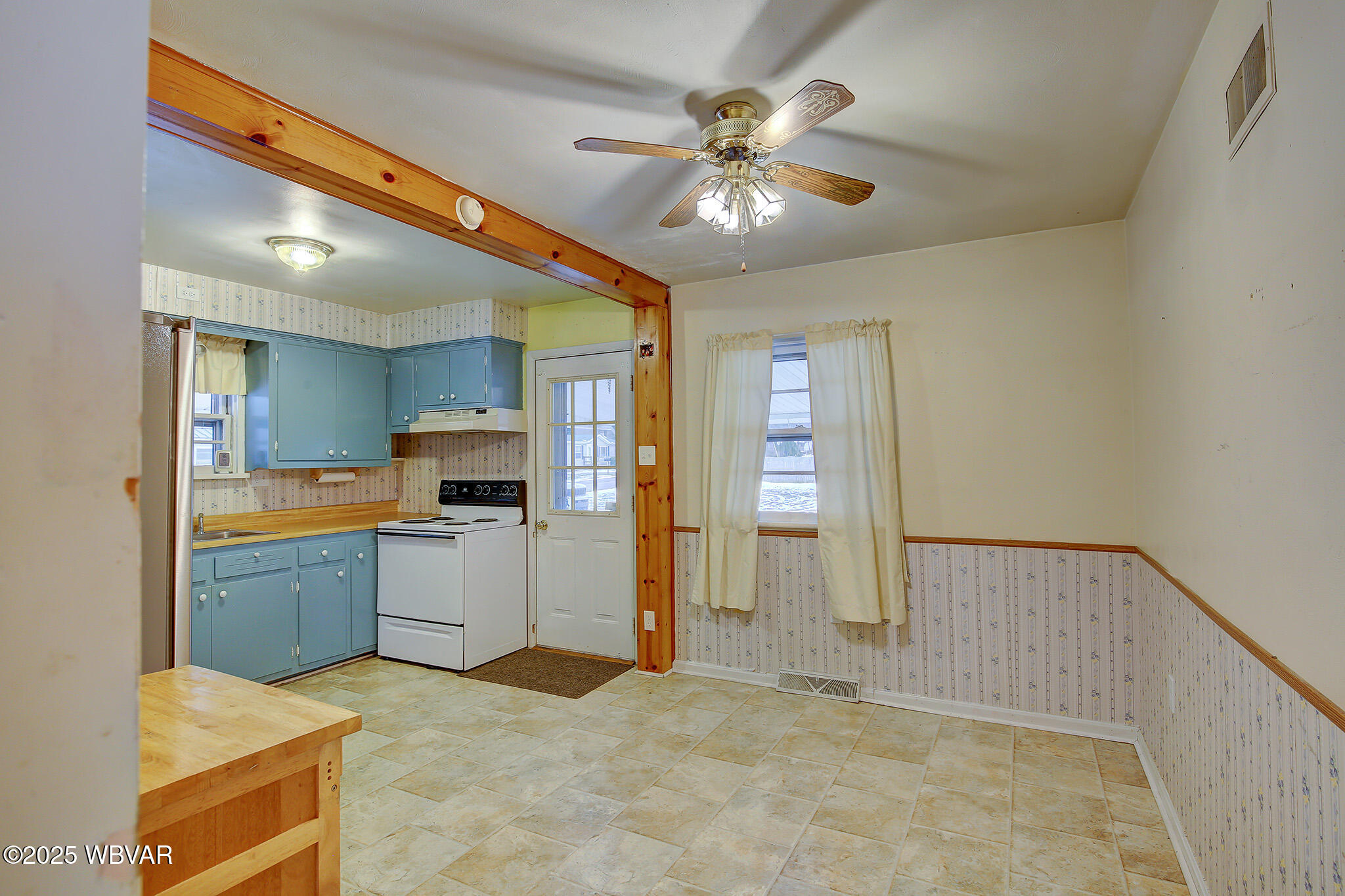 Howard, Pennsylvania 16841, United States, 2 Bedrooms Bedrooms, ,1 BathroomBathrooms,Residential,Active,14818