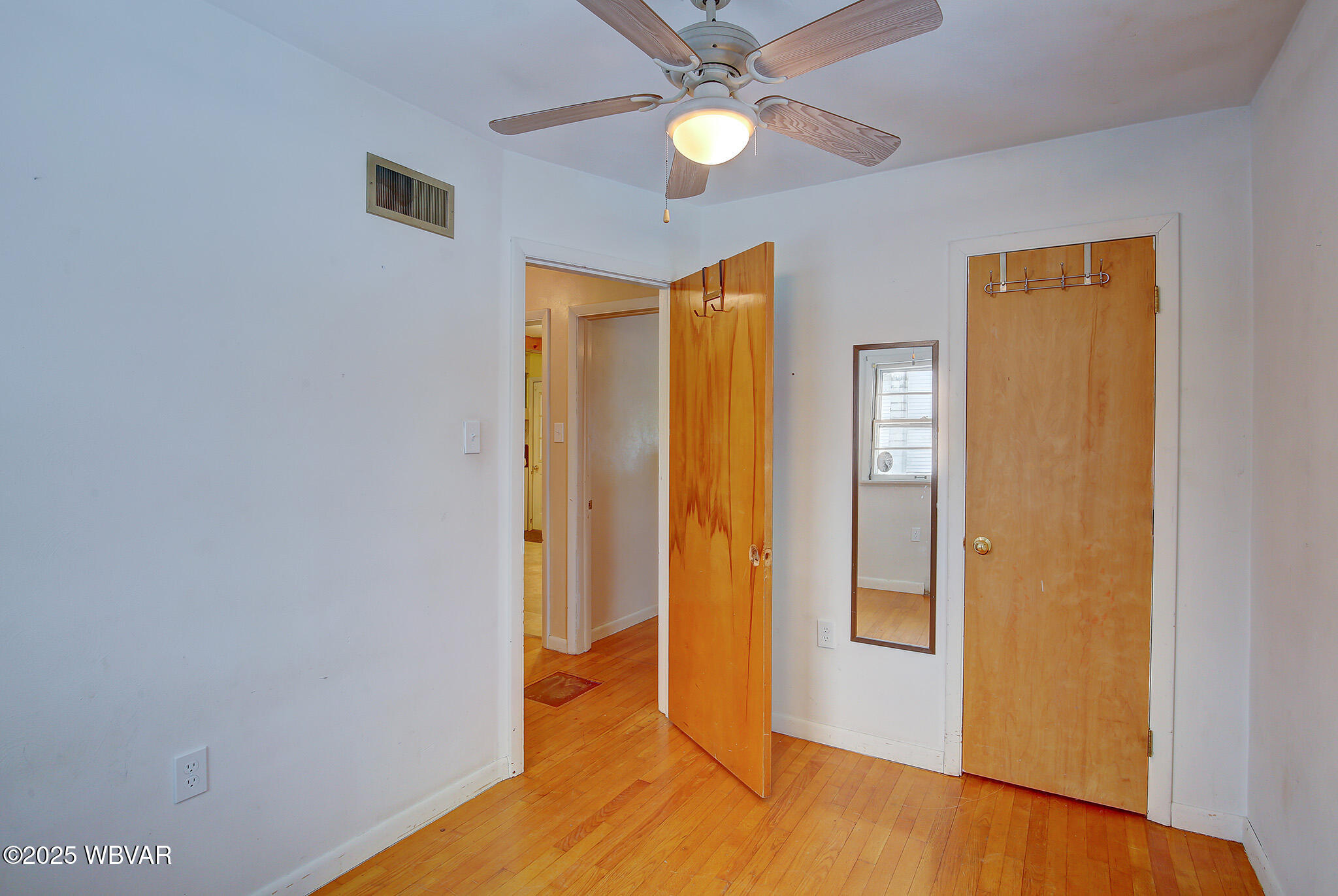 Howard, Pennsylvania 16841, United States, 2 Bedrooms Bedrooms, ,1 BathroomBathrooms,Residential,Active,14818