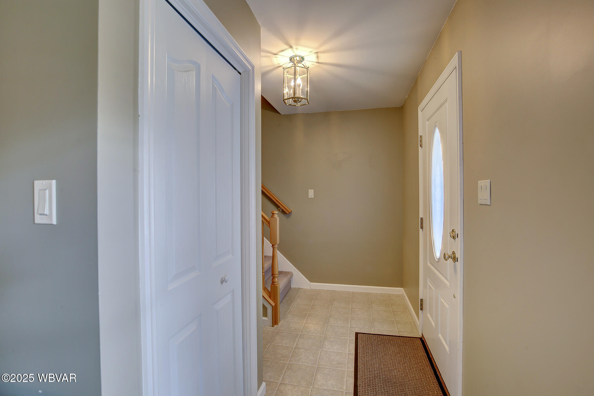 Lewisburg, Pennsylvania 17837, United States, 3 Bedrooms Bedrooms, ,3 BathroomsBathrooms,Residential,Contingent,126623