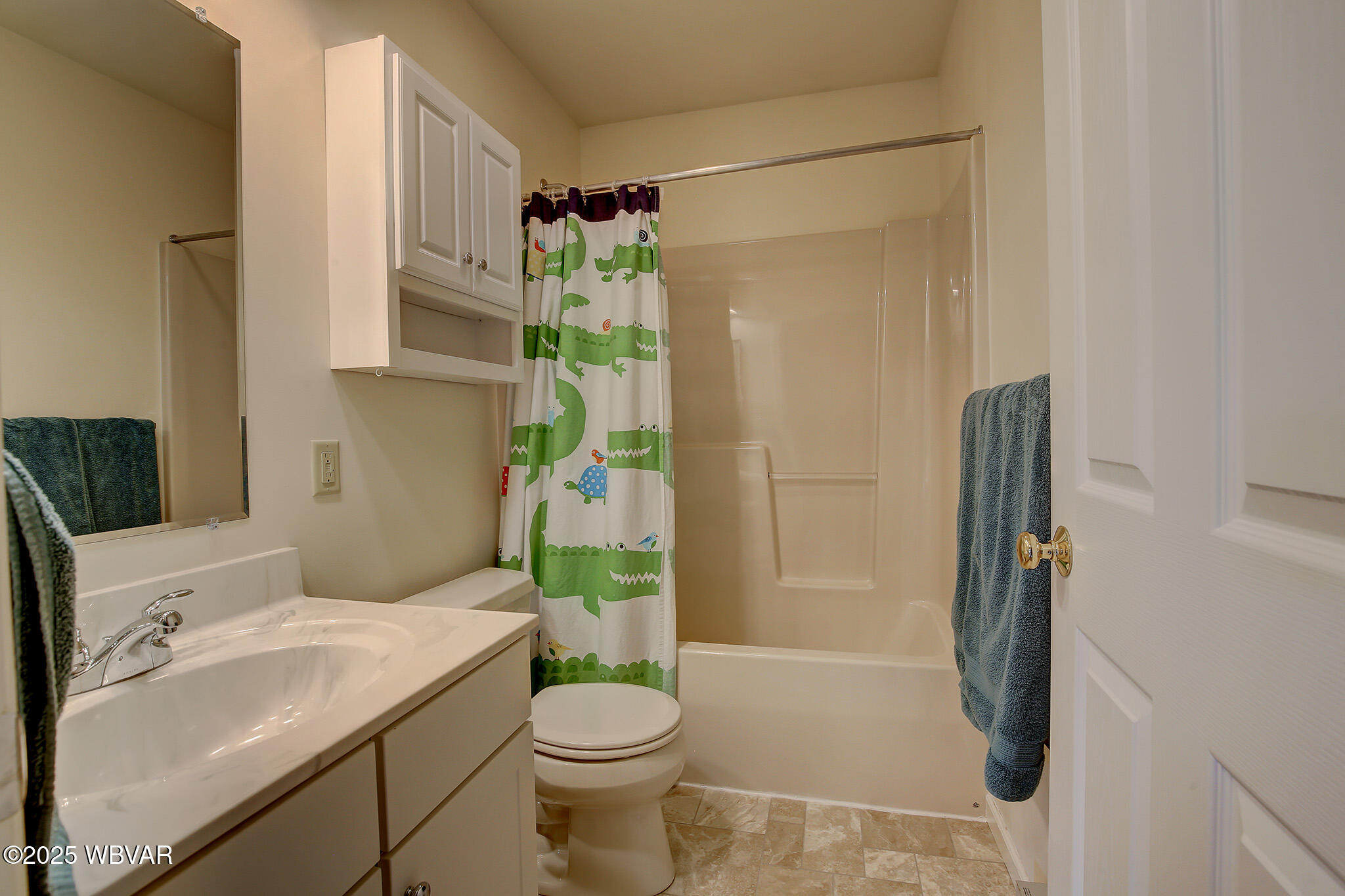 Lewisburg, Pennsylvania 17837, United States, 3 Bedrooms Bedrooms, ,3 BathroomsBathrooms,Residential,Contingent,126623