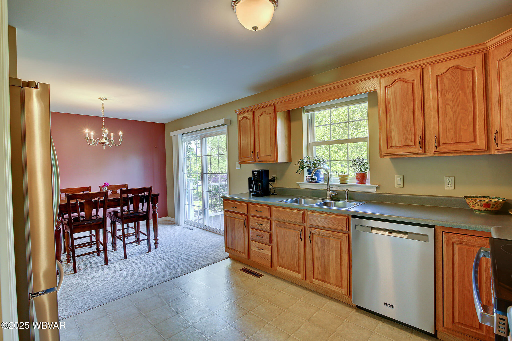 Lewisburg, Pennsylvania 17837, United States, 3 Bedrooms Bedrooms, ,3 BathroomsBathrooms,Residential,Contingent,126623