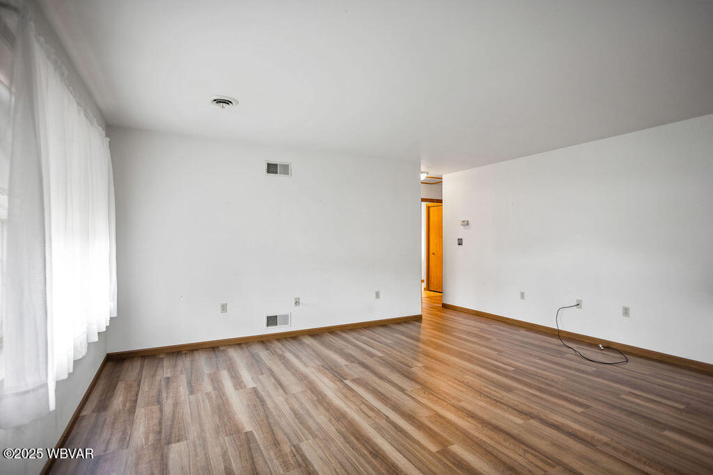 Williamsport, Pennsylvania 17701, United States, 3 Bedrooms Bedrooms, ,2 BathroomsBathrooms,Residential,Contingent,158239