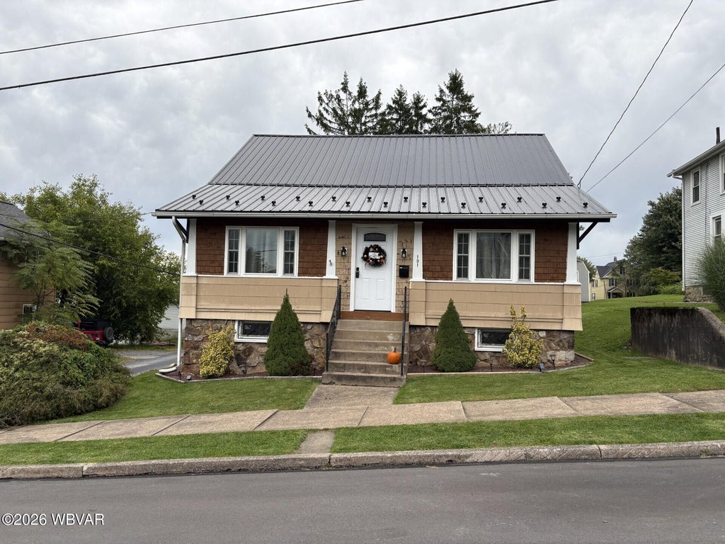 Photo of 131 ELM STREET, South Williamsport, PA 17702 (MLS # WB-104983)
