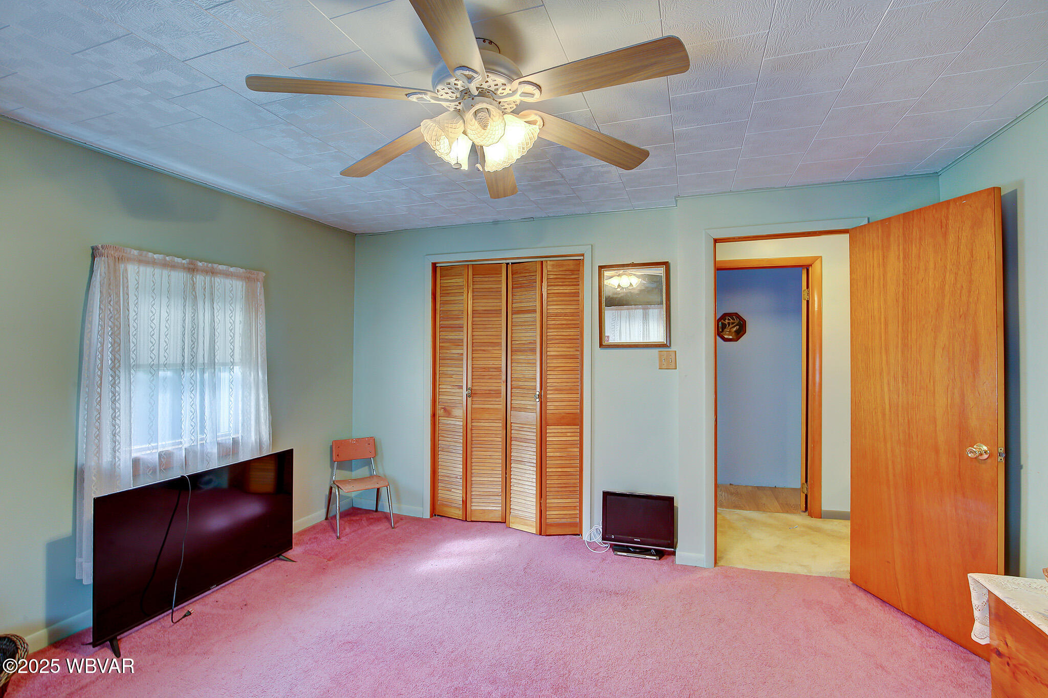 Lock Haven, Pennsylvania 17745, United States, 5 Bedrooms Bedrooms, ,2 BathroomsBathrooms,Residential,Active,215841