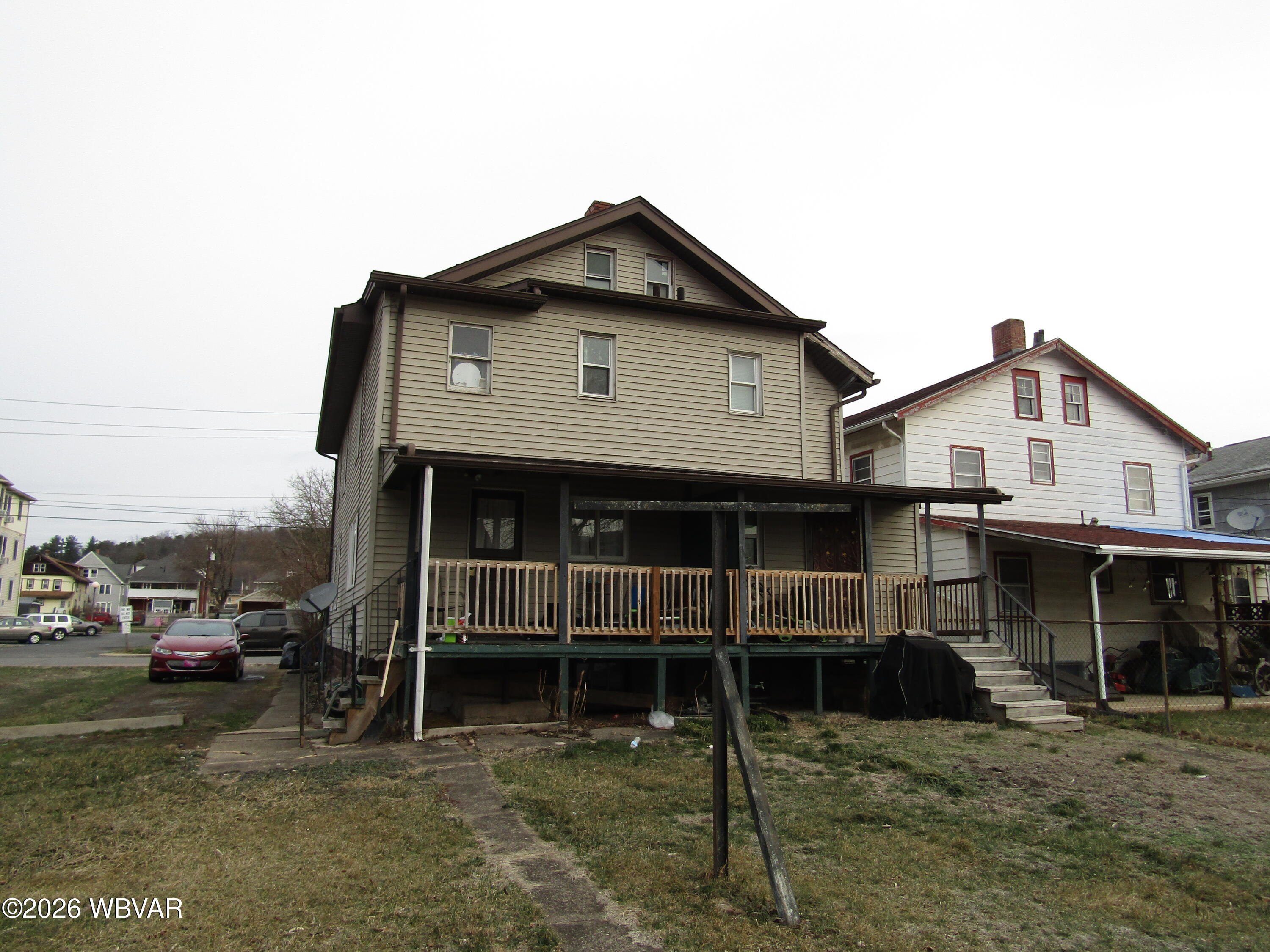 2411-2413 LINN STREET