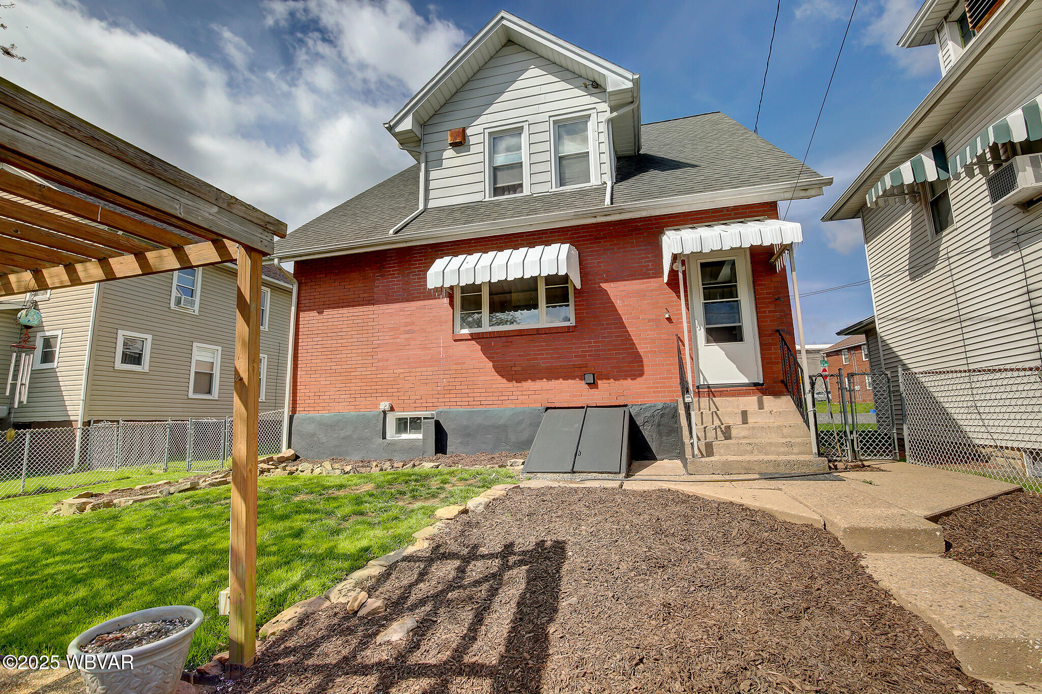 Lock Haven, Pennsylvania 17745, United States, 3 Bedrooms Bedrooms, ,2 BathroomsBathrooms,Residential,Active,124592