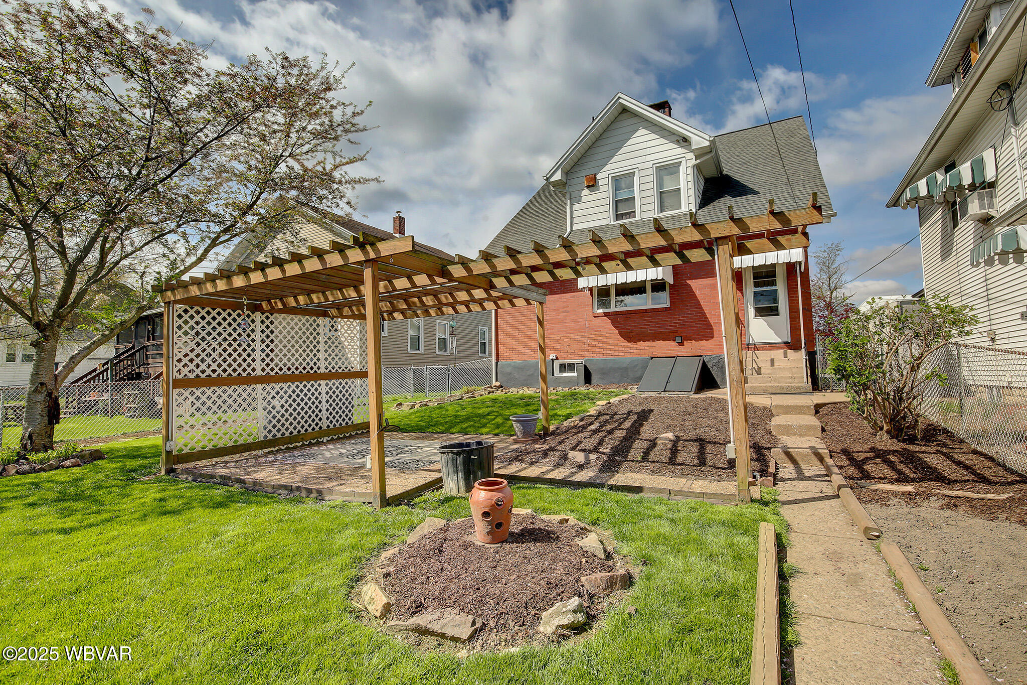 Lock Haven, Pennsylvania 17745, United States, 3 Bedrooms Bedrooms, ,2 BathroomsBathrooms,Residential,Active,124592