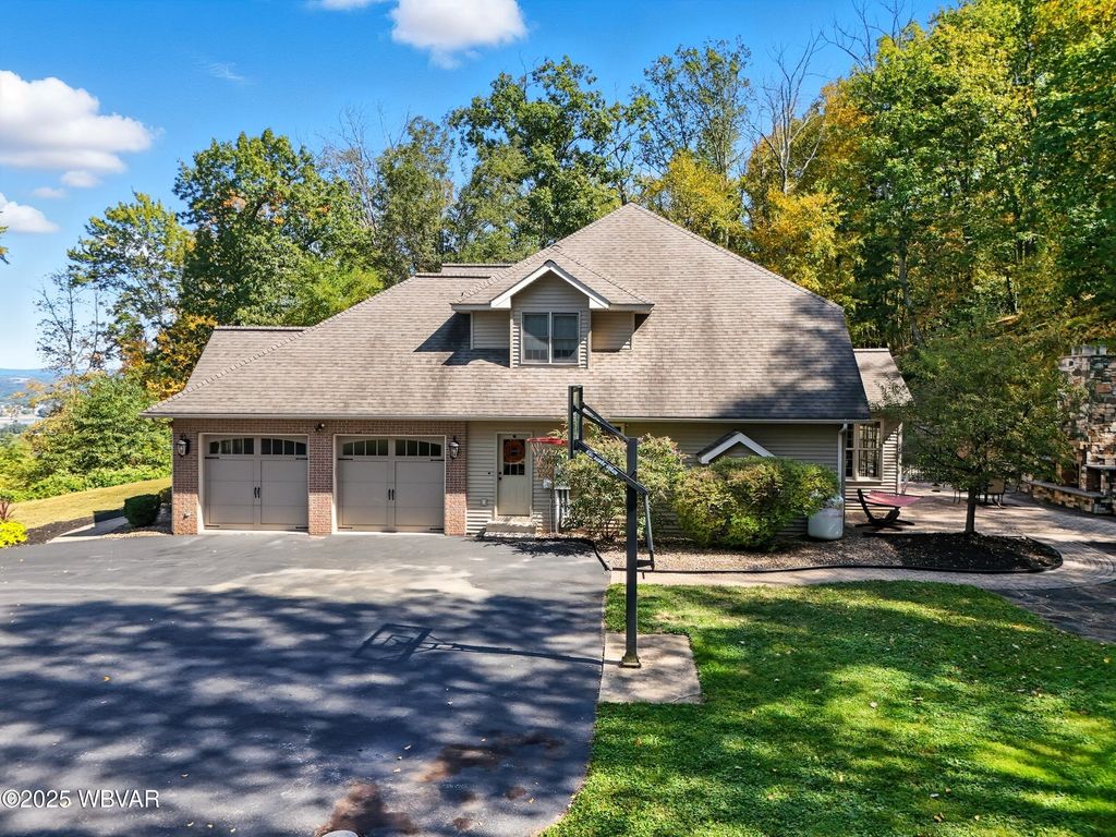 Photo of 500 STANTON STREET, South Williamsport, PA 17702 (MLS # WB-102603)