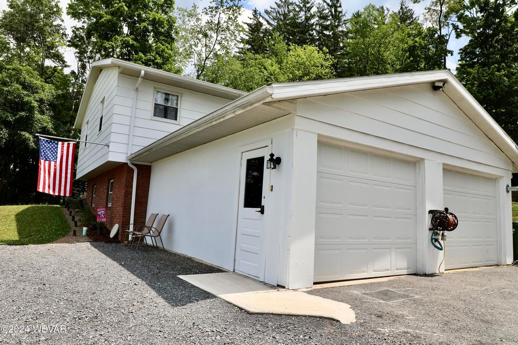 Photo of 2105 W SOUTHERN AVENUE, Williamsport, PA 17702 (MLS # WB-103847)