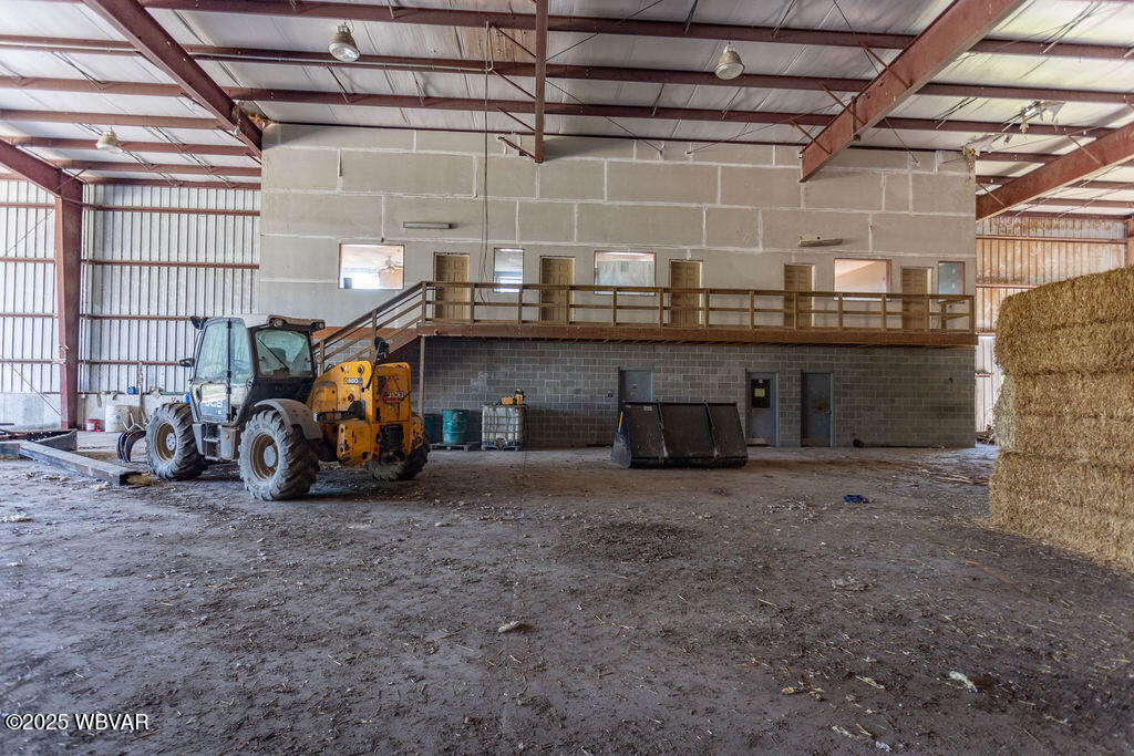 Properties 6 398 W MAIN STREET