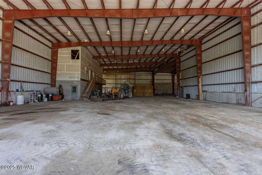 Properties 5 398 W MAIN STREET