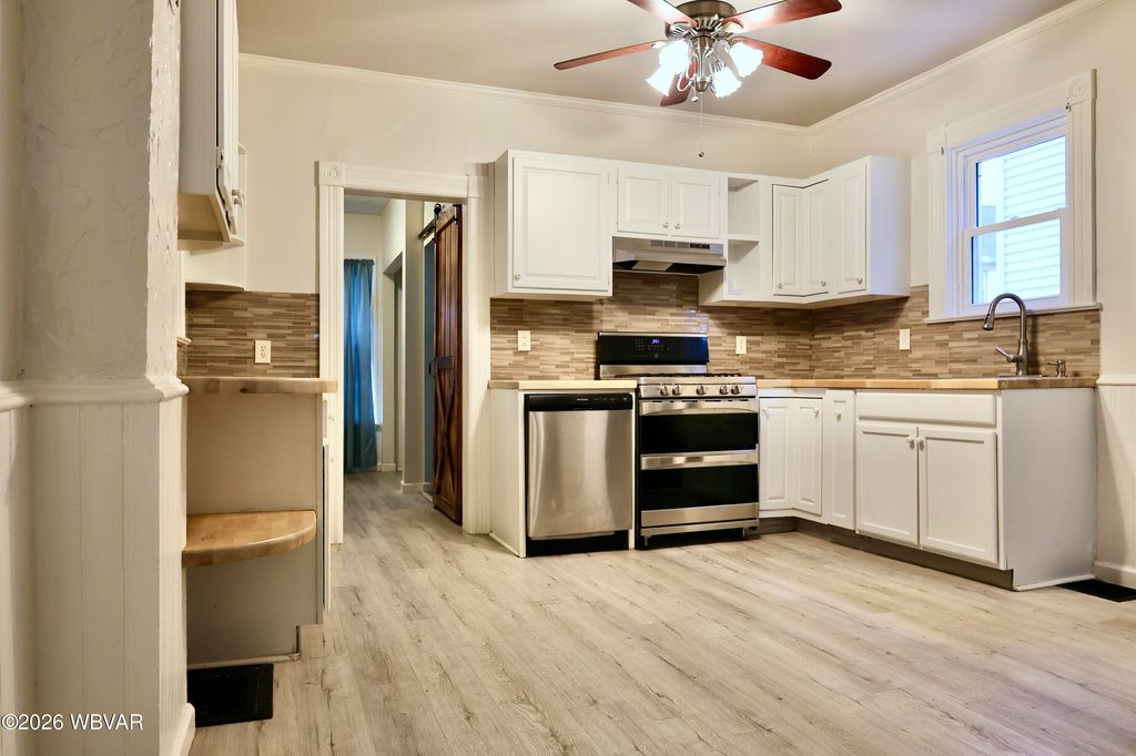 Photo of 724 DIAMOND STREET, Williamsport, PA 17701 (MLS # WB-103016)