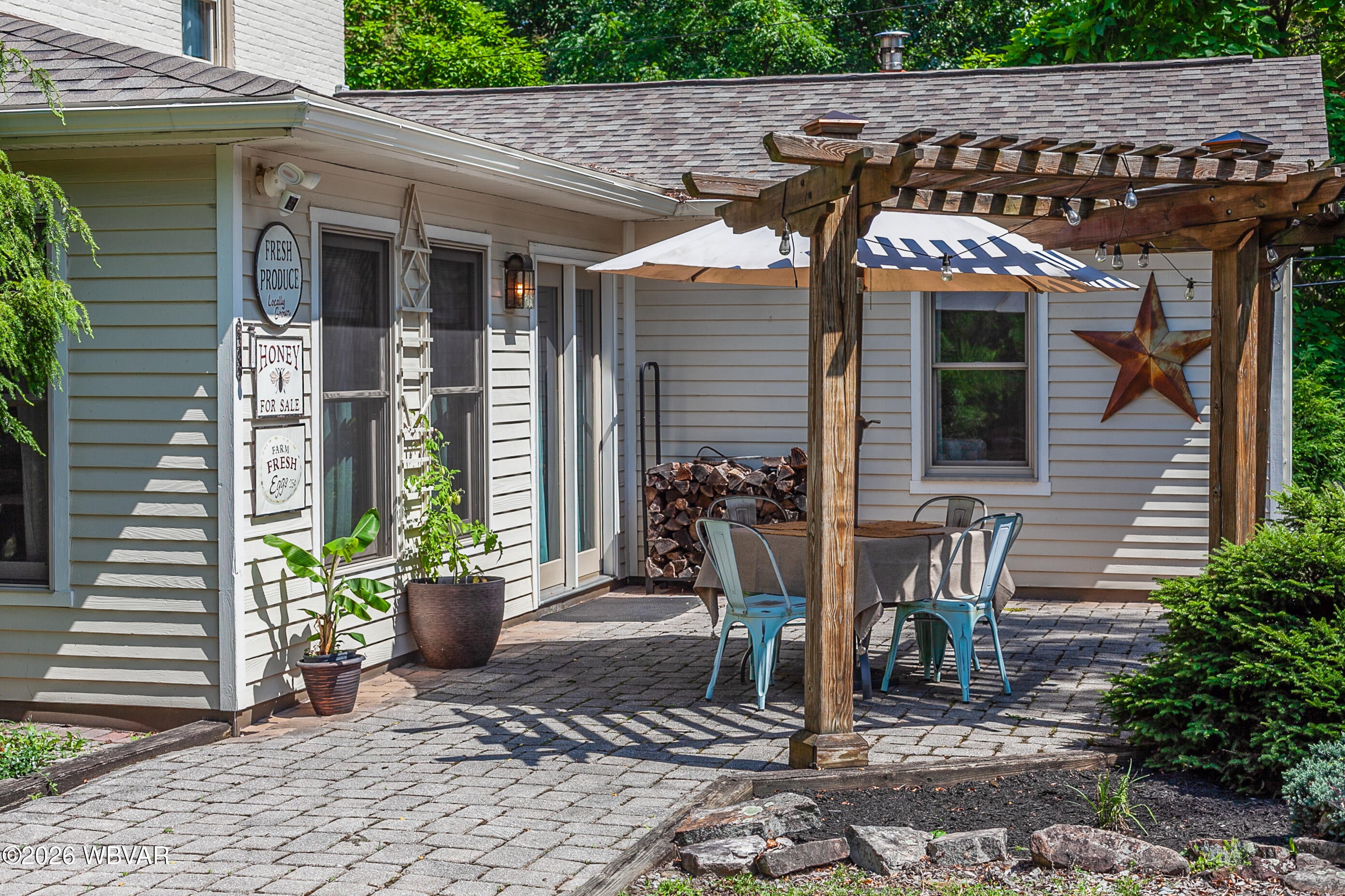 203 hidden hollow road