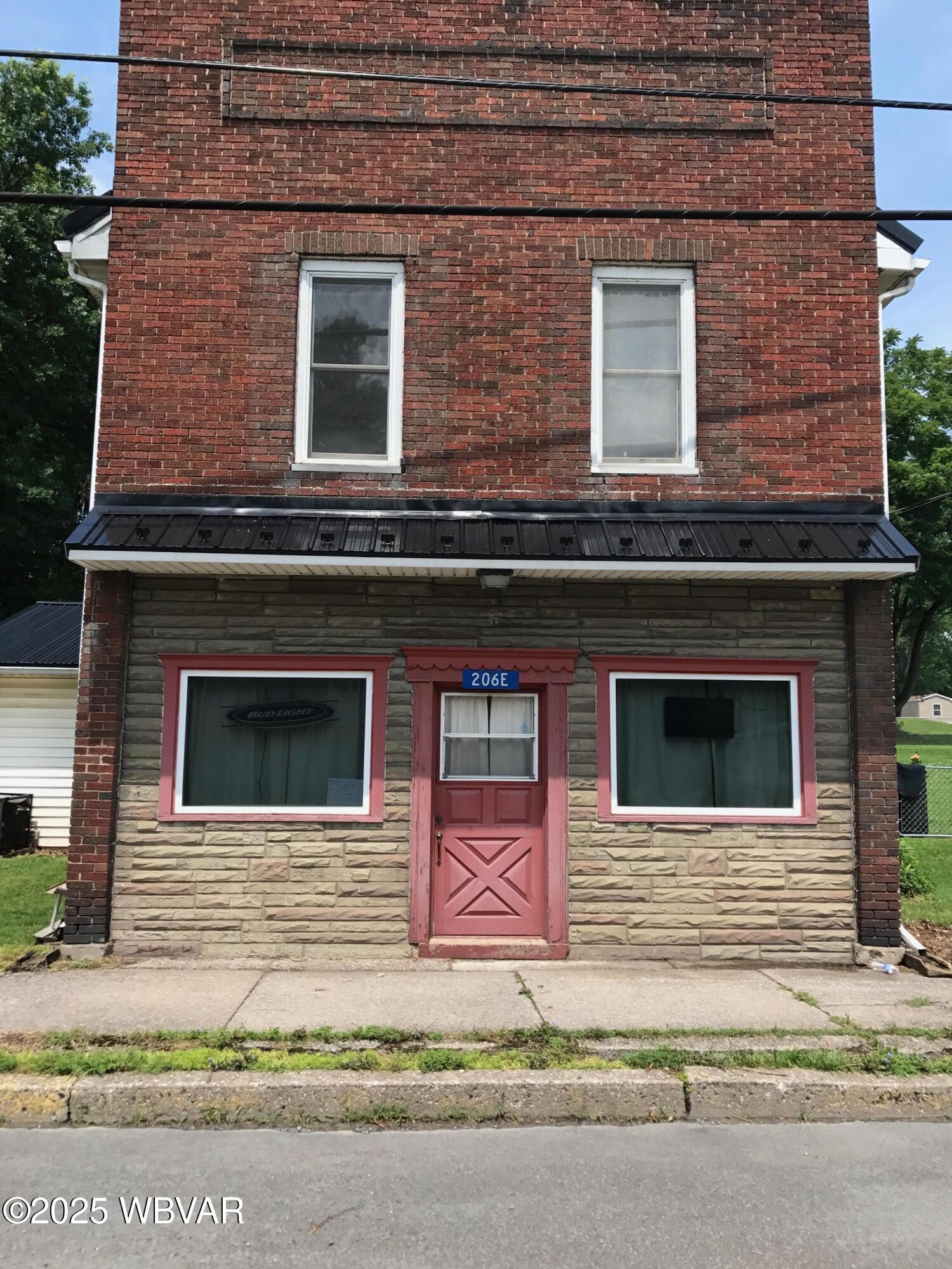 206 E CENTRAL AVENUE