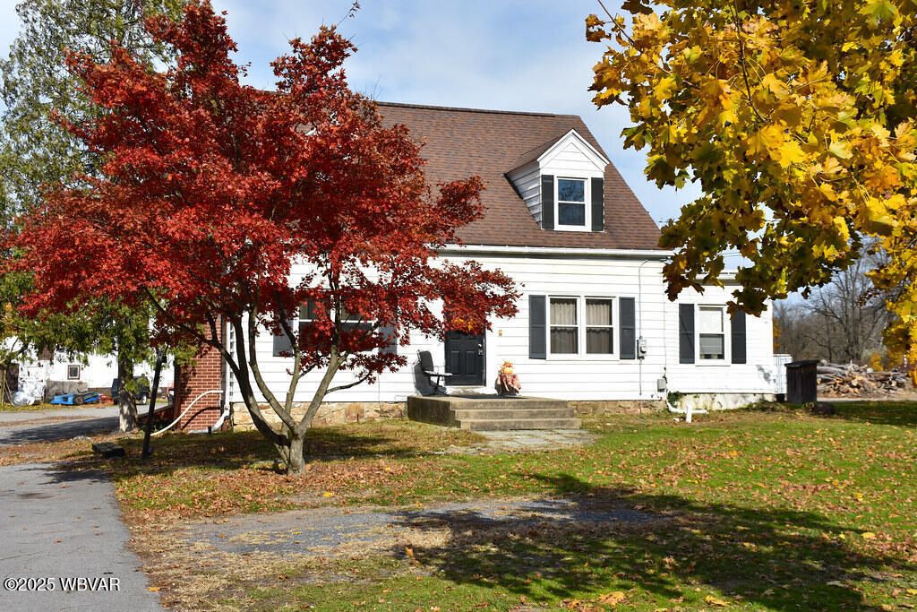 Photo of 121 COUNTRY CLUB LANE, Mill Hall, PA 17751 (MLS # WB-102621)
