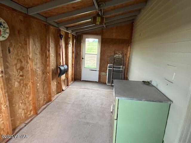 Properties 6 715 VILLAGE ROAD